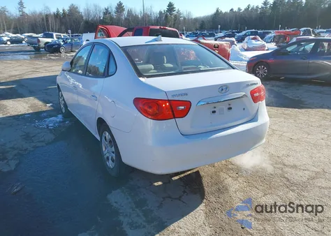 2010 Hyundai Elantra Gls z USA, uszkodzony, nr VIN KMHDU4AD2AU158103